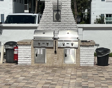 2271 Ne 68th Street - Photo Thumbnail 20