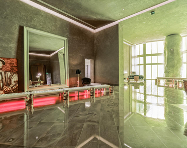 475 Brickell Avenue - Photo Thumbnail 32
