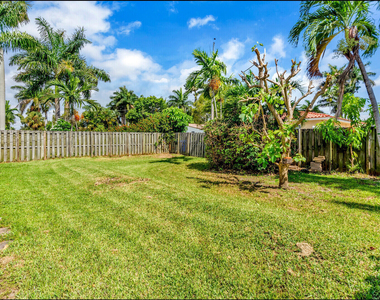 1315 Buchanan Street - Photo Thumbnail 21