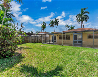 1315 Buchanan Street - Photo Thumbnail 22