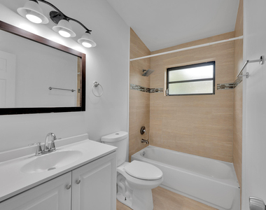 17551 Ne 5th Avenue - Photo Thumbnail 28