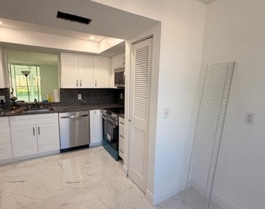 9 Willowbrook Lane - Photo Thumbnail 2