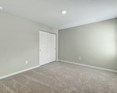 5764 Se Edgewater Circle - Photo Thumbnail 22