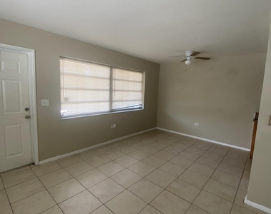 918 11th Avenue N - Photo Thumbnail 3