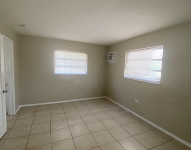 918 11th Avenue N - Photo Thumbnail 9