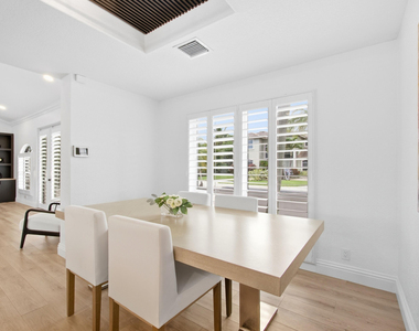4030 Ne 25th Avenue - Photo Thumbnail 20