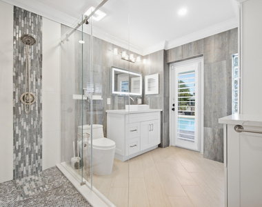 4030 Ne 25th Avenue - Photo Thumbnail 28