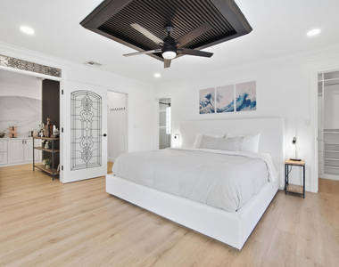 4030 Ne 25th Avenue - Photo Thumbnail 10