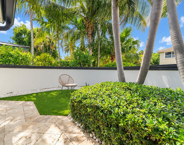 4030 Ne 25th Avenue - Photo Thumbnail 40