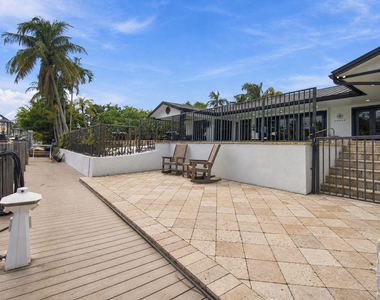 4030 Ne 25th Avenue - Photo Thumbnail 36