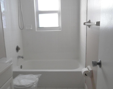 3986 Hernden Drive - Photo Thumbnail 5