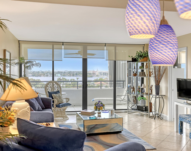 3589 S Ocean Boulevard - Photo Thumbnail 7