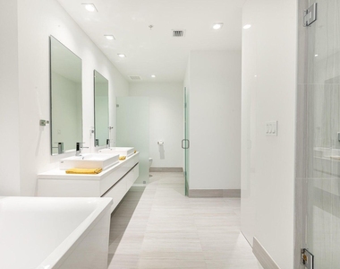 155 E Boca Raton Road - Photo Thumbnail 5