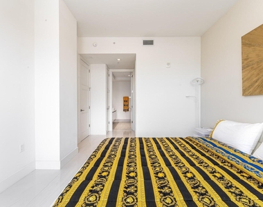 155 E Boca Raton Road - Photo Thumbnail 10