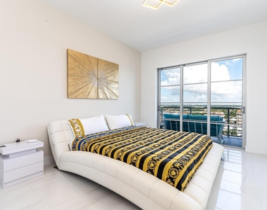 155 E Boca Raton Road - Photo Thumbnail 11