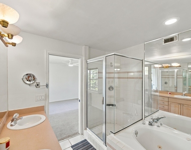 4640 Bougainvilla Drive - Photo Thumbnail 34