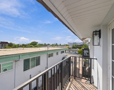 4640 Bougainvilla Drive - Photo Thumbnail 38