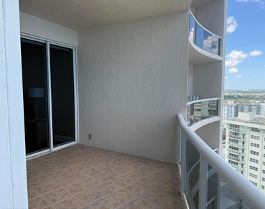 3200 N Ocean Boulevard - Photo Thumbnail 2