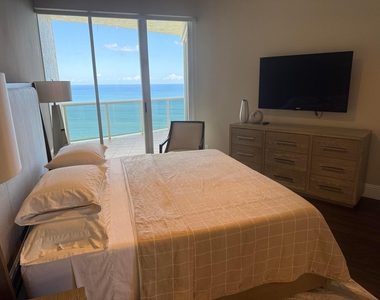 3200 N Ocean Boulevard - Photo Thumbnail 9