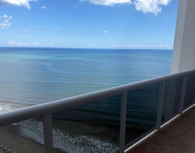 3200 N Ocean Boulevard - Photo Thumbnail 4