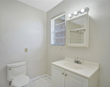 7741 Nw 33rd Street - Photo Thumbnail 3