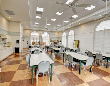 7453 Granville Avenue - Photo Thumbnail 43