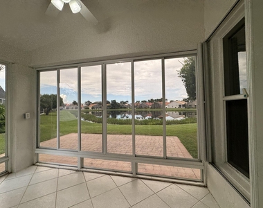7453 Granville Avenue - Photo Thumbnail 29