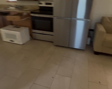 2409 Avenue M - Photo Thumbnail 1