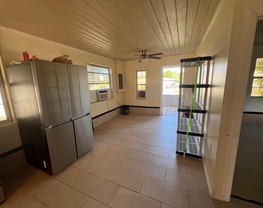 2409 Avenue M - Photo Thumbnail 11