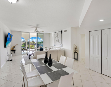 191 Se 20th Avenue - Photo Thumbnail 5