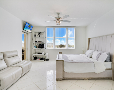 191 Se 20th Avenue - Photo Thumbnail 16