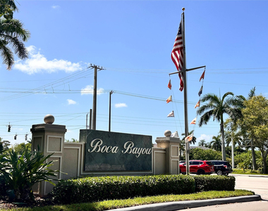 14 Royal Palm Way - Photo Thumbnail 48