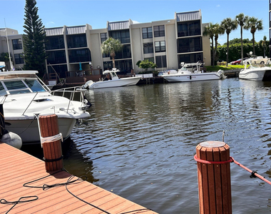 14 Royal Palm Way - Photo Thumbnail 42