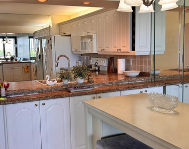 14 Royal Palm Way - Photo Thumbnail 12