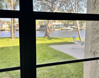 14 Royal Palm Way - Photo Thumbnail 37