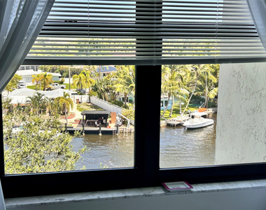 14 Royal Palm Way - Photo Thumbnail 18