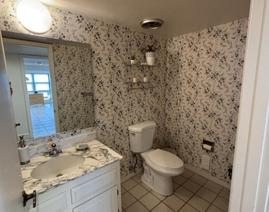 5000 N Ocean Boulevard - Photo Thumbnail 14