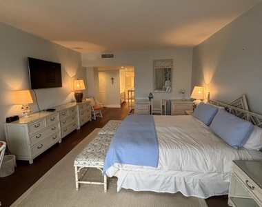 5000 N Ocean Boulevard - Photo Thumbnail 18