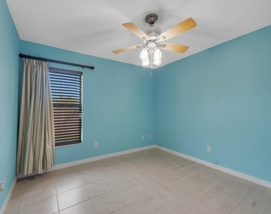 1108 Coverbrook Lane - Photo Thumbnail 20