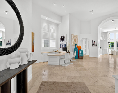 3508 Nw Clubside Circle - Photo Thumbnail 3