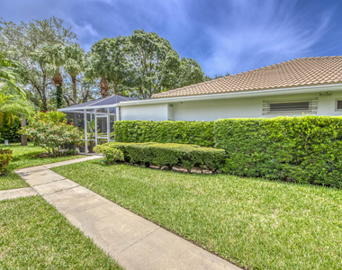 4101 Water Oak Court - Photo Thumbnail 1