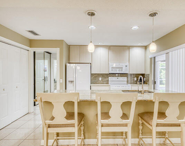4101 Water Oak Court - Photo Thumbnail 12
