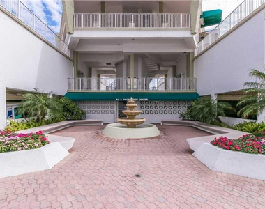 111 Briny Avenue - Photo Thumbnail 24