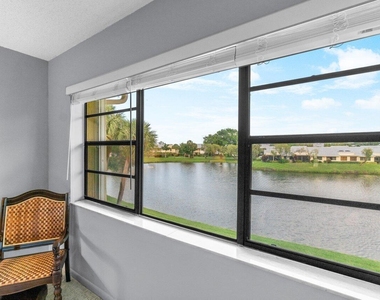 68 Eastgate Drive - Photo Thumbnail 14