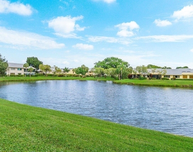 68 Eastgate Drive - Photo Thumbnail 24
