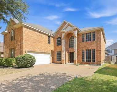 736 Mulberry Lane - Photo Thumbnail 1