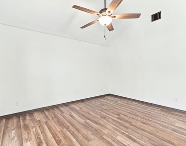 2926 Paluxy Trail - Photo Thumbnail 6