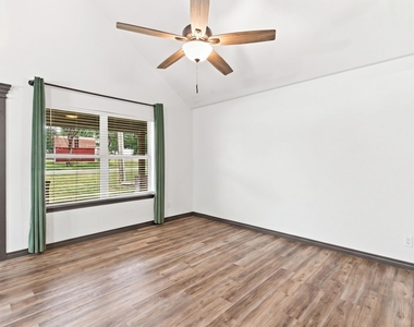 2926 Paluxy Trail - Photo Thumbnail 7