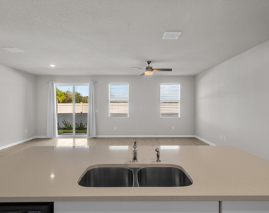 5622 Se Edgewater Circle - Photo Thumbnail 5