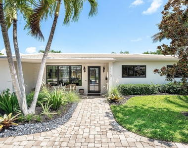 115 Bonnie Briar Lane - Photo Thumbnail 1